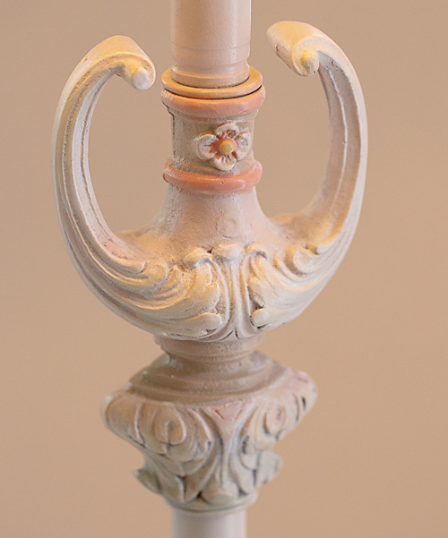lamp base detail