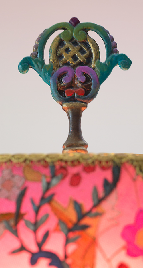 finial detail