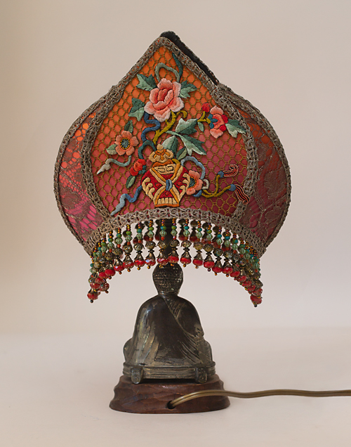 lamp base detail