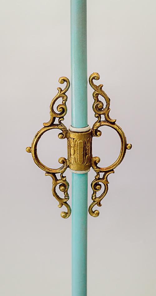 lamp base detail